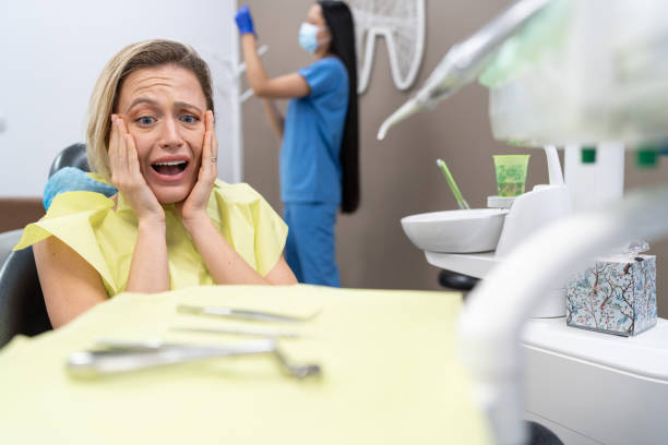 Best Weekend Emergency Dentist in Lake Los Angeles, CA